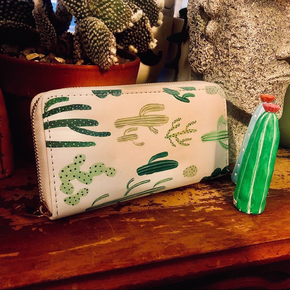 Cactus Print Clutch/Wallet 🌵
